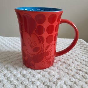 Walt Disney World Parks Mickey Mouse red + blue  8 oz coffee/ tea mug.